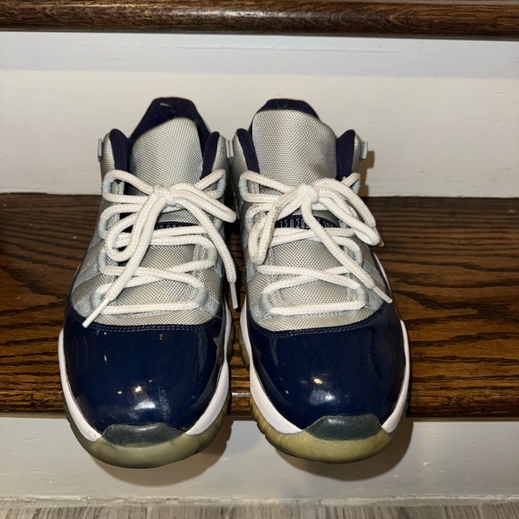 Jordan XI size 11.5 - Picture 4 of 5